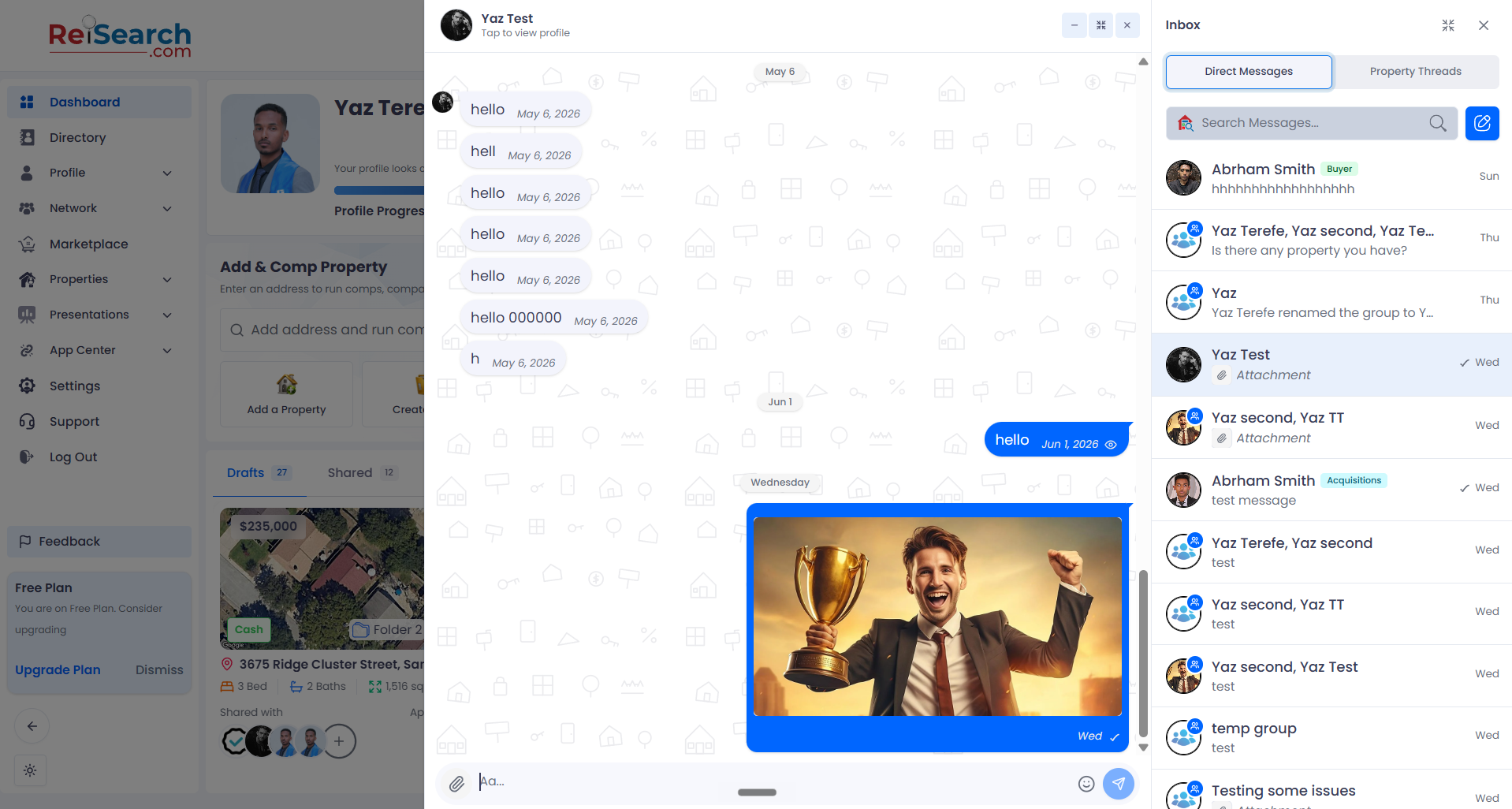 The expanded inbox with a conversation open; the chat list on the right is highlighted.